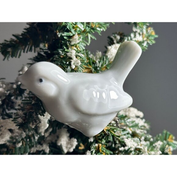 White Porcelain Clip on Birds Holiday Tree Ornament set of Two Crafting Wreath - Picture 8 of 10